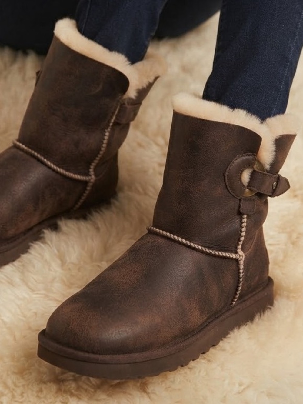 UGG Nash Shearling sheepskin Lined Brown Leather Classic Short Boots Women's 8